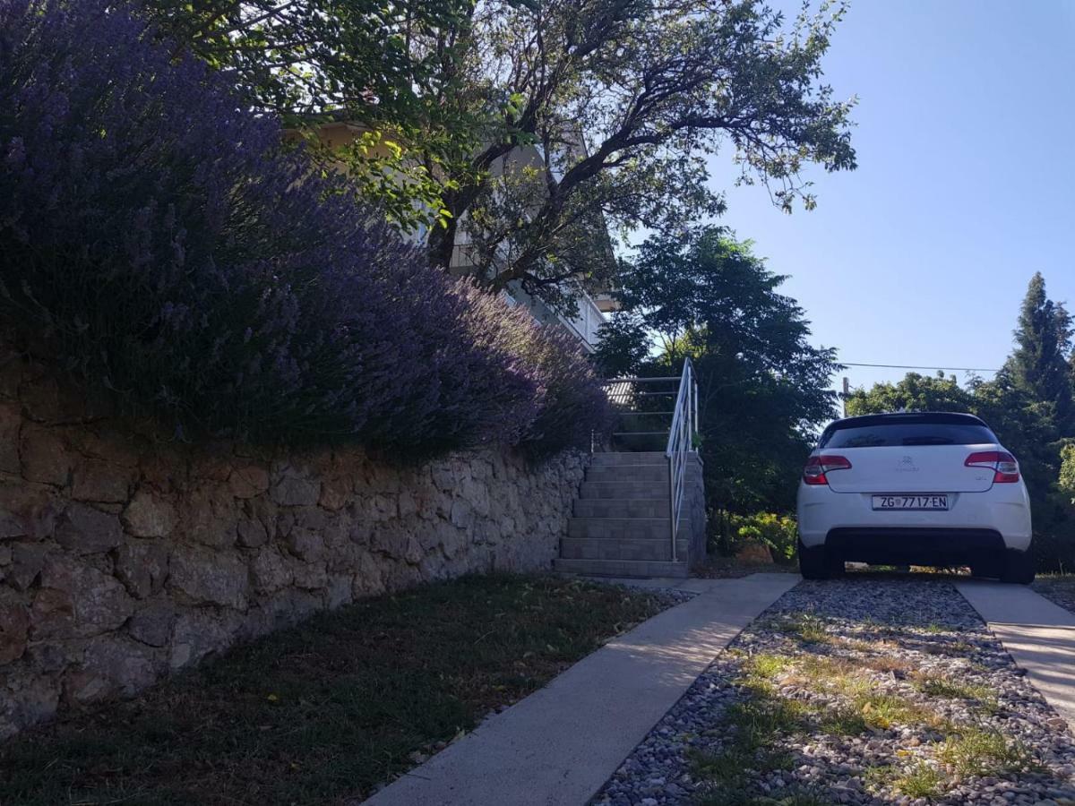 Holiday Home Rudelic Lukovo Šugarje Εξωτερικό φωτογραφία